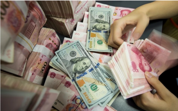 4月末中国外汇储备为32008亿美元